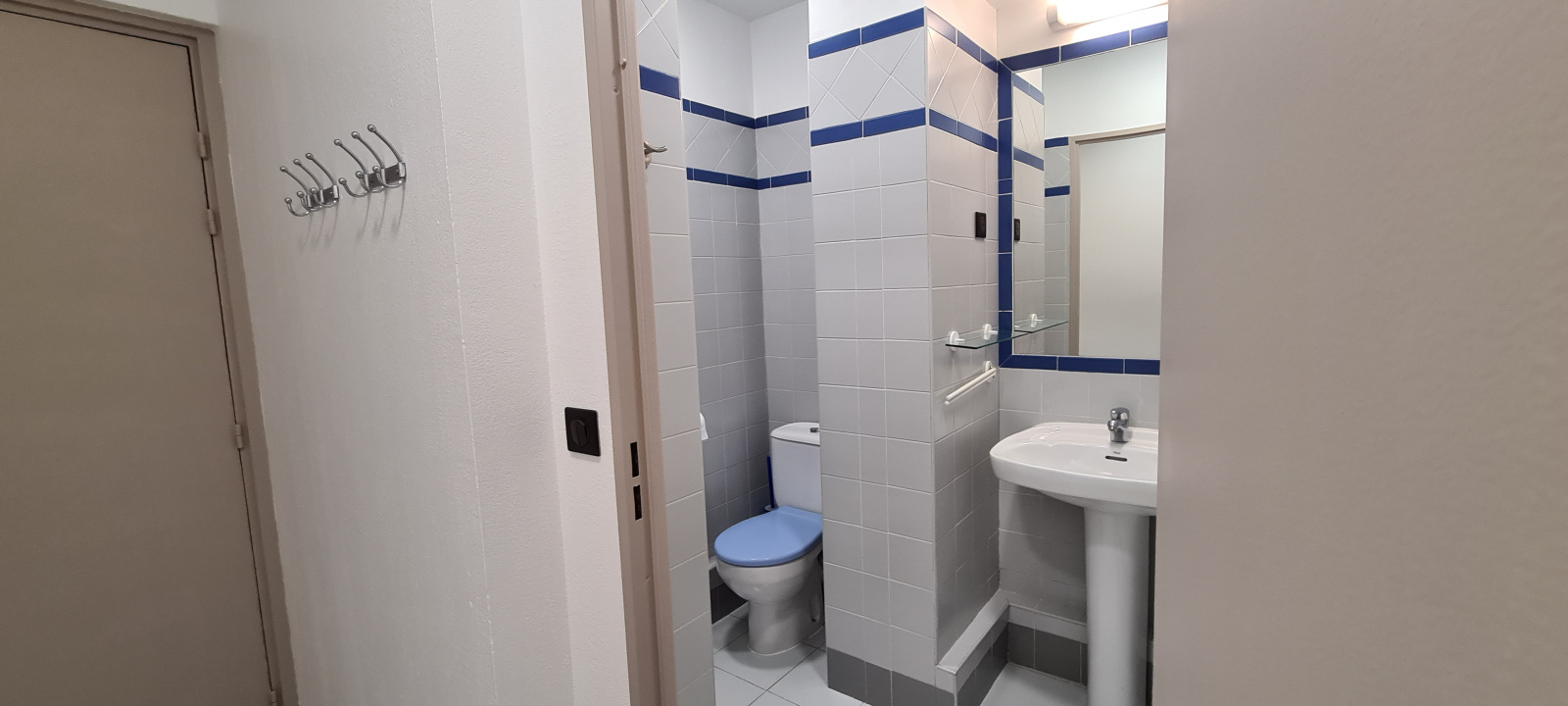 Image_, Studio, Beausoleil, ref :L748