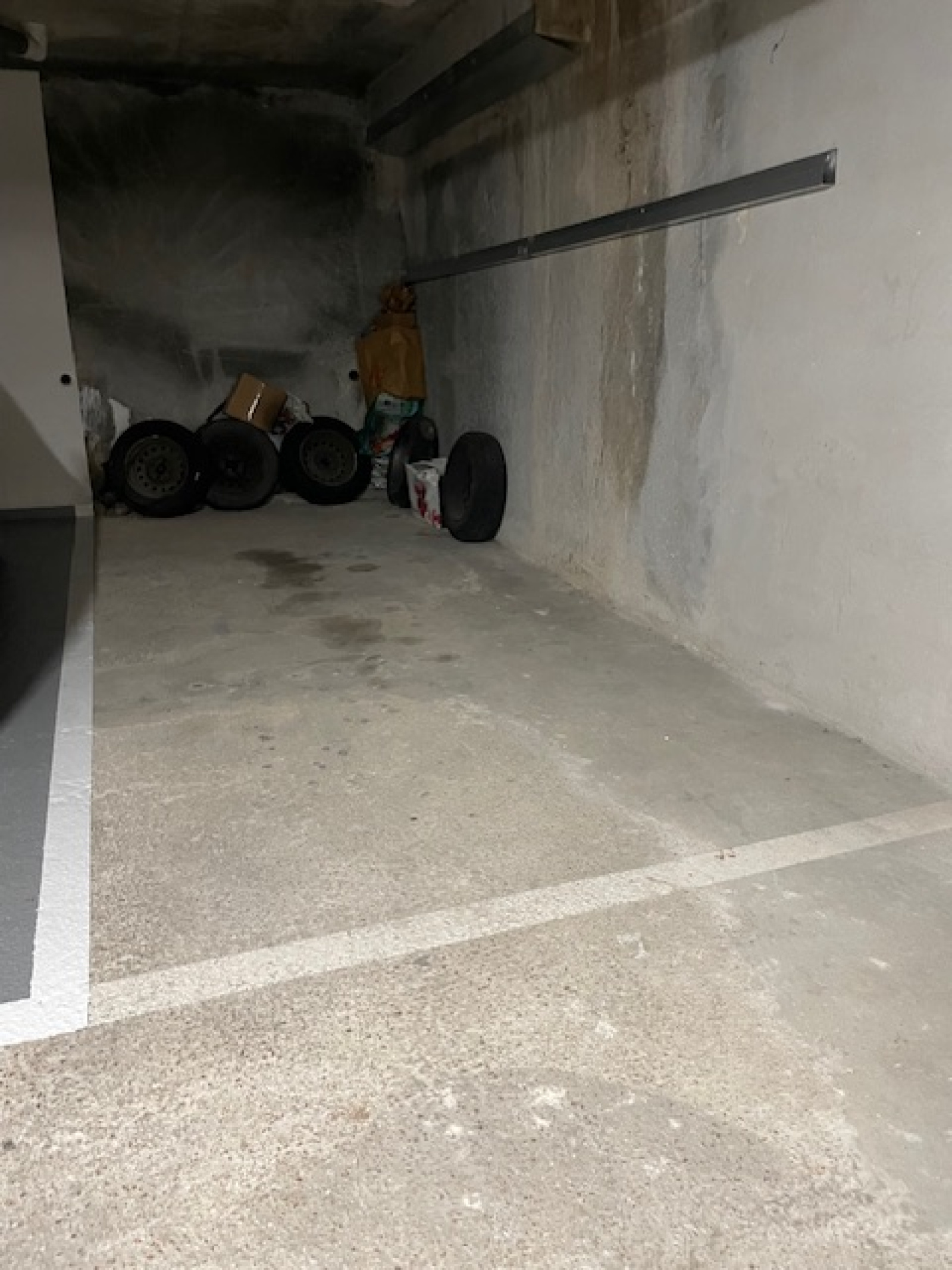 Image_, Parking, Cap-d'Ail, ref :V889