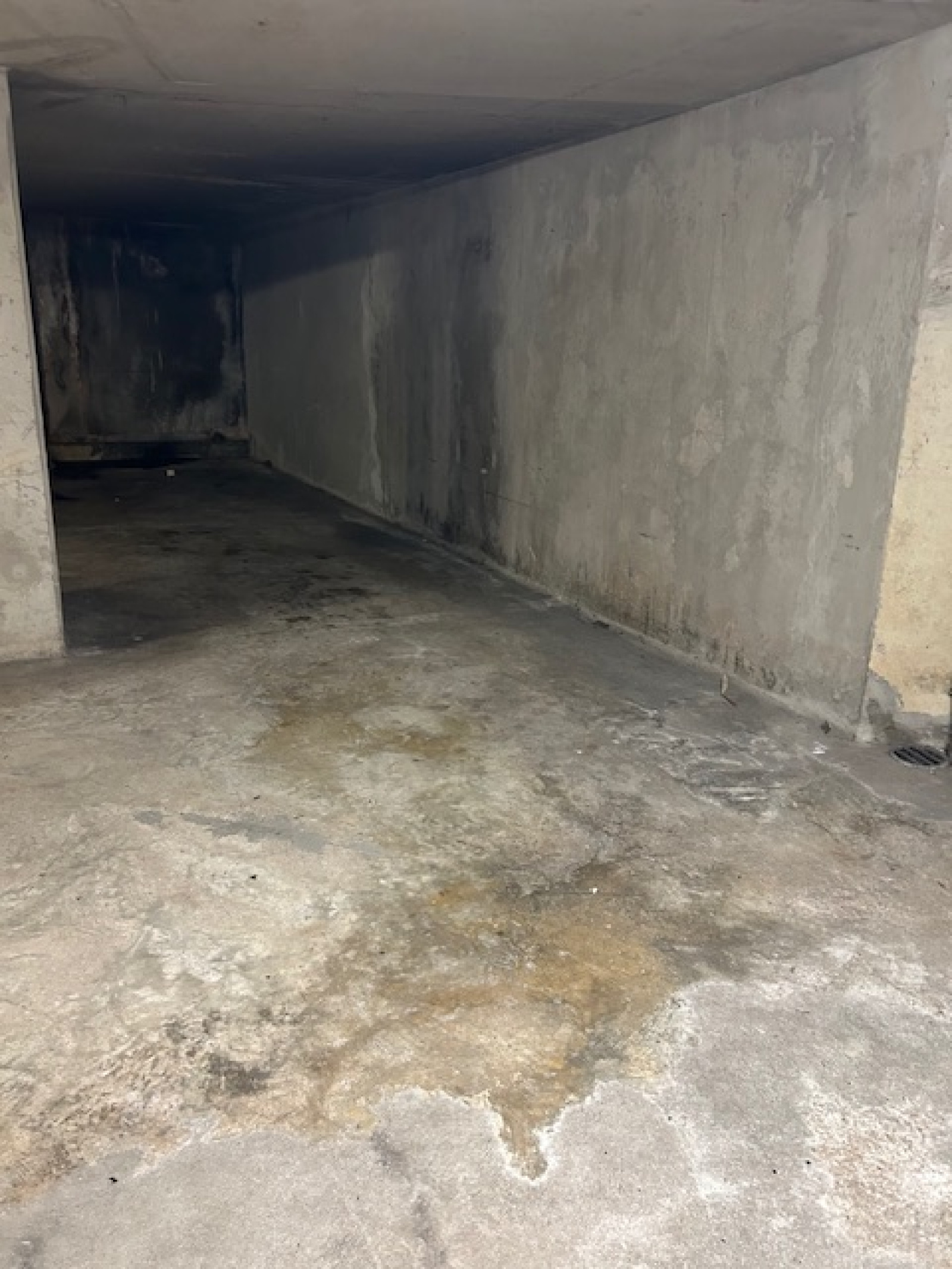 Image_, Parking, Cap-d'Ail, ref :L833