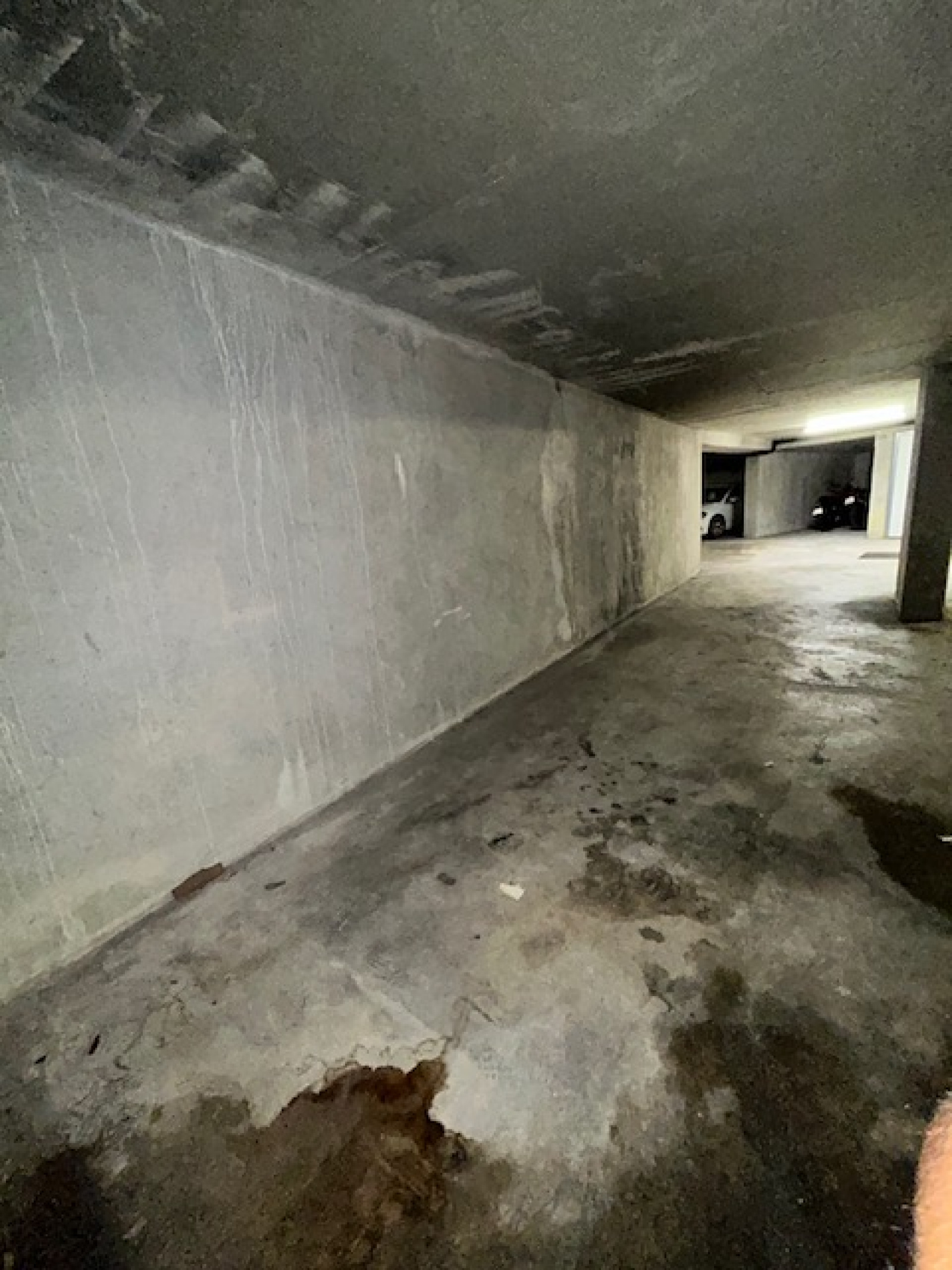 Image_, Parking, Cap-d'Ail, ref :L833