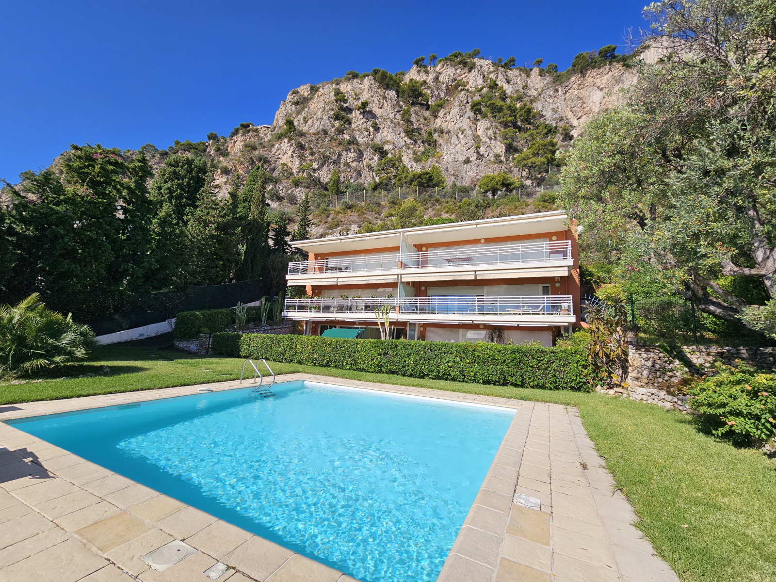 Image_1, Rez de jardin, Cap-d'Ail, ref :V915