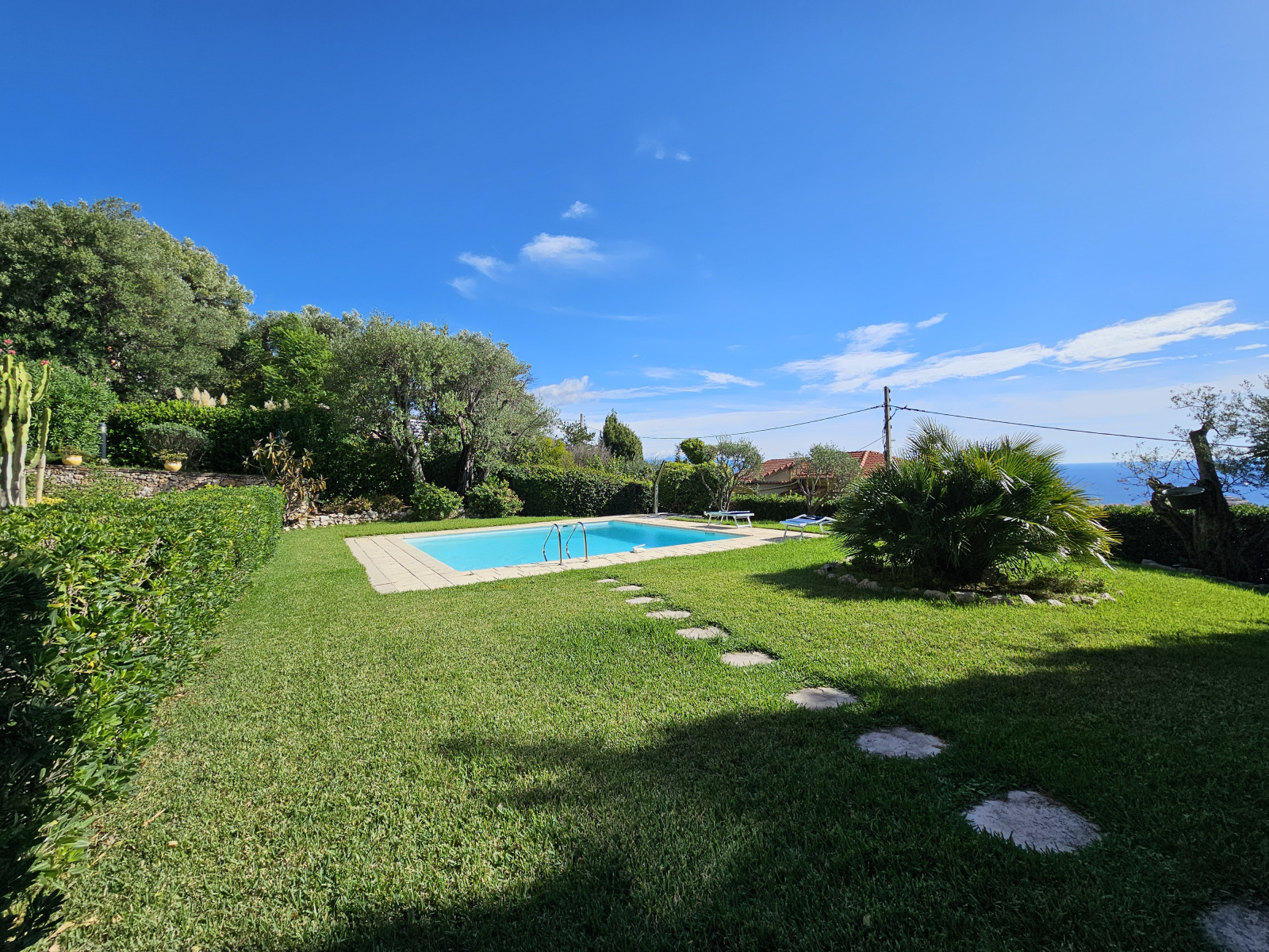 Image_2, Rez de jardin, Cap-d'Ail, ref :V915